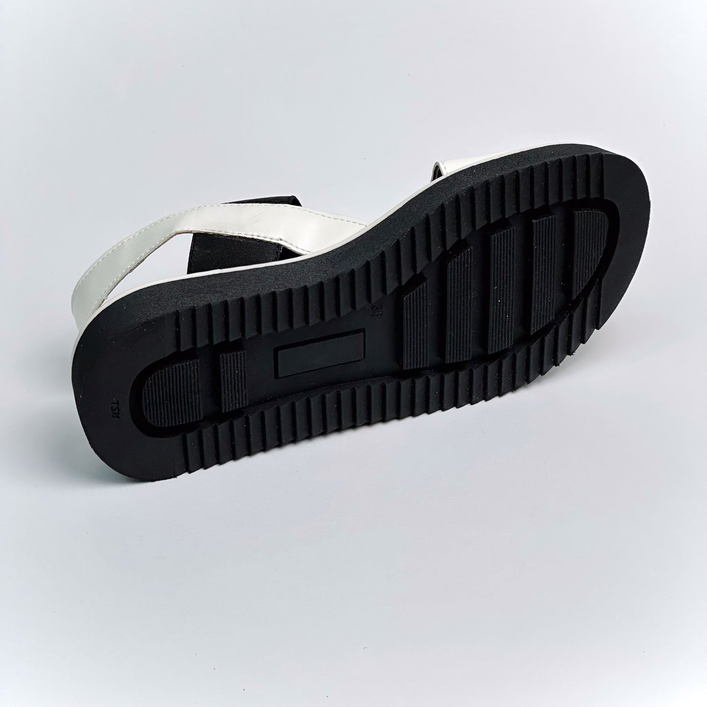 CULT Sandals ( Blanche )