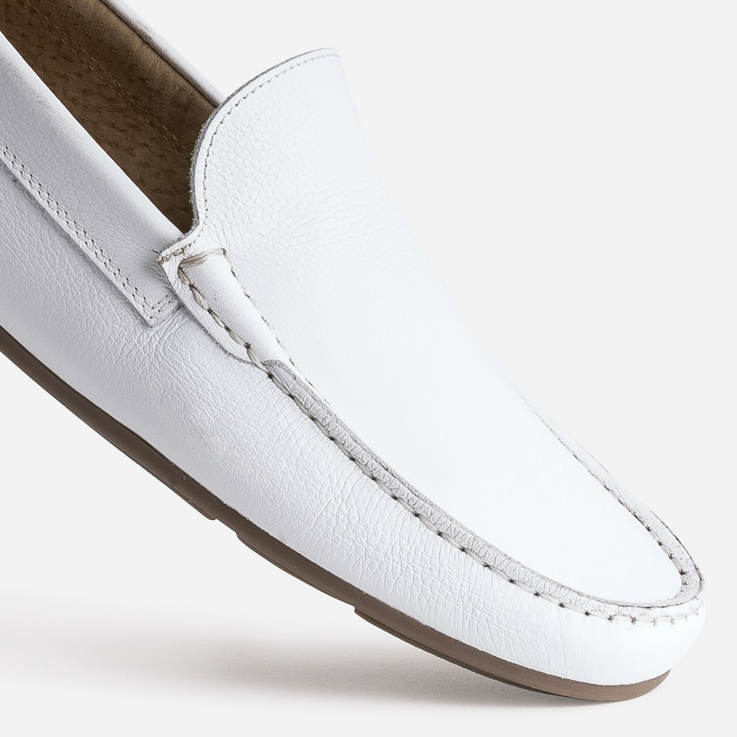 Mocassin blanc en cuir